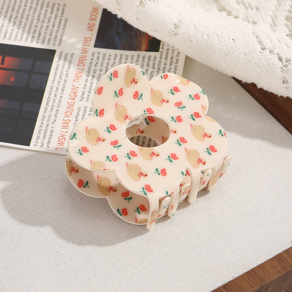 Ditsy Floral Flower-Shaped Hair Claw