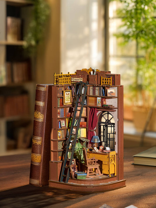 Silent Corner Study Book Nook Shelf Insert