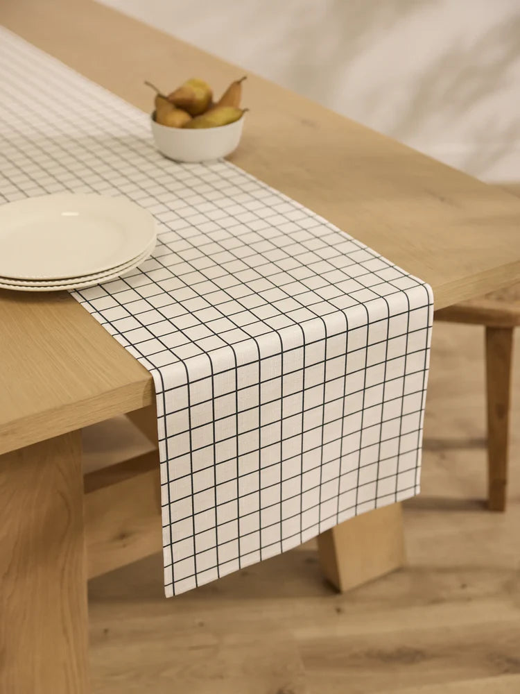 Metro Grid Table Runner