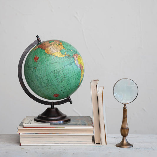Magnifying Glass on Stand