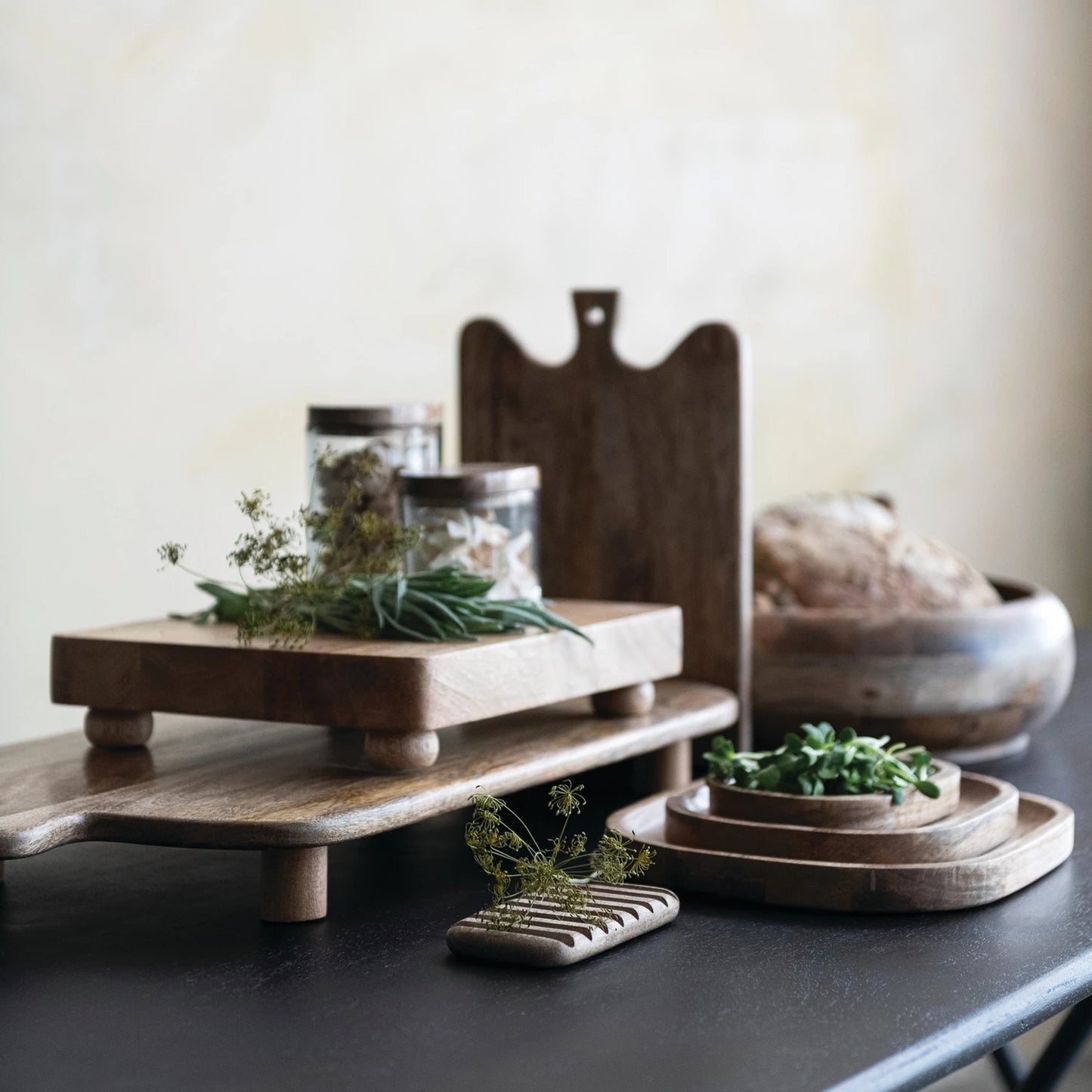 Mango Wood Footed Cheese/Serving Board