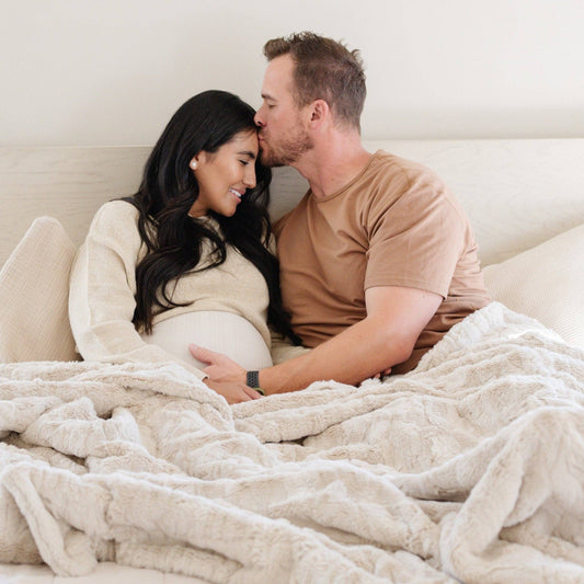 Fir Patterned XL Faux Fur Throw Blanket