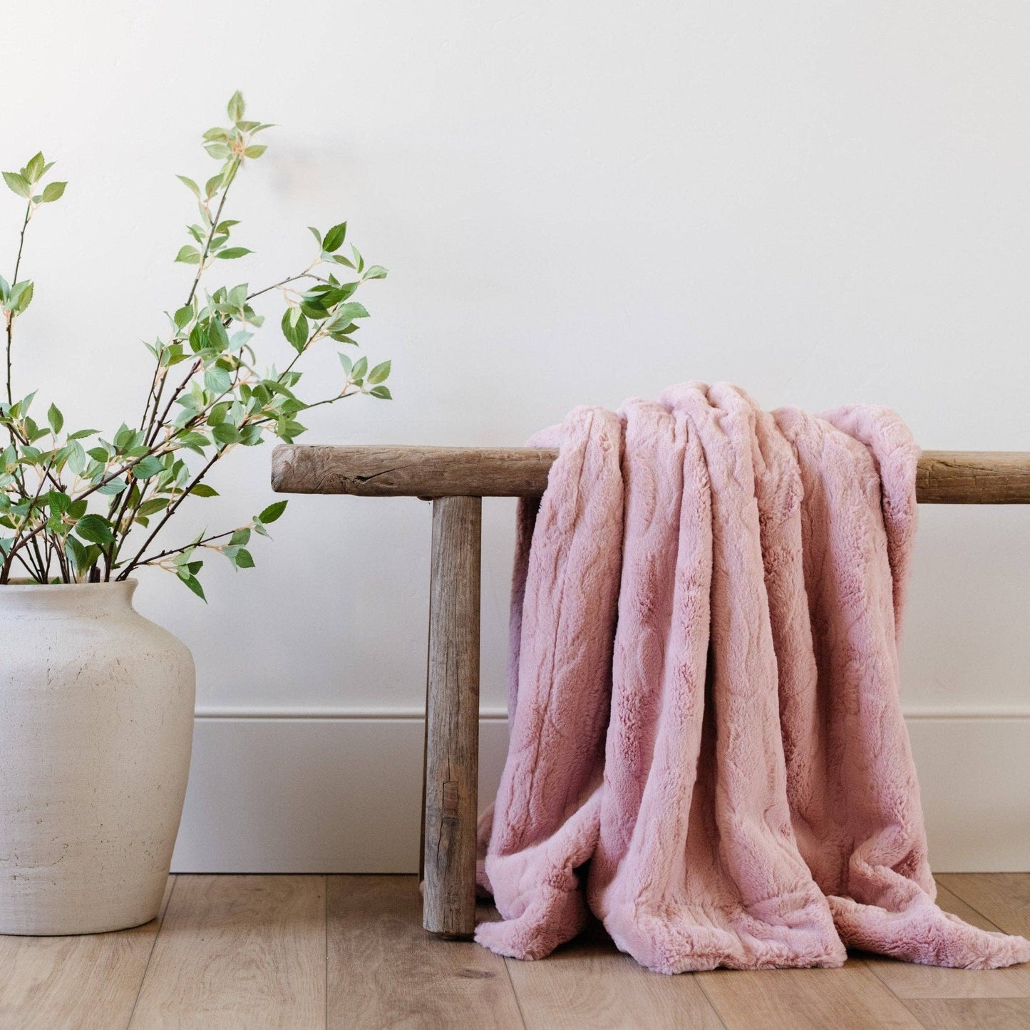 Dusty Mauve Patterned XL Faux Fur Throw Blanket