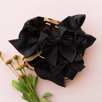 Black | Mini Piggy Bow Nylon Headband