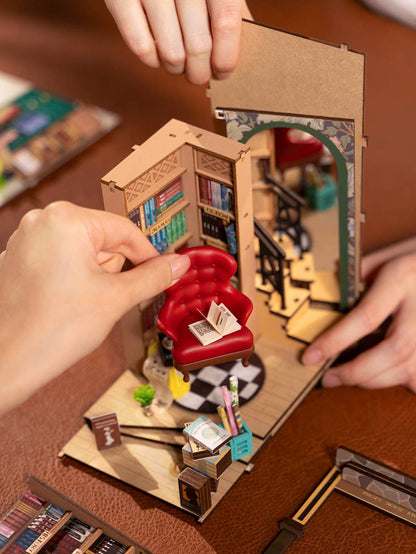 Bookstore Book Nook Kit