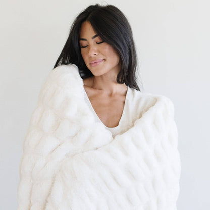 Flax Double Ruched Faux Fur Throw Blanket
