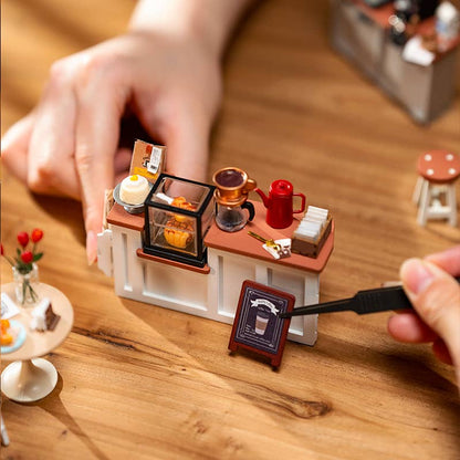 No.17 Café Miniature House
