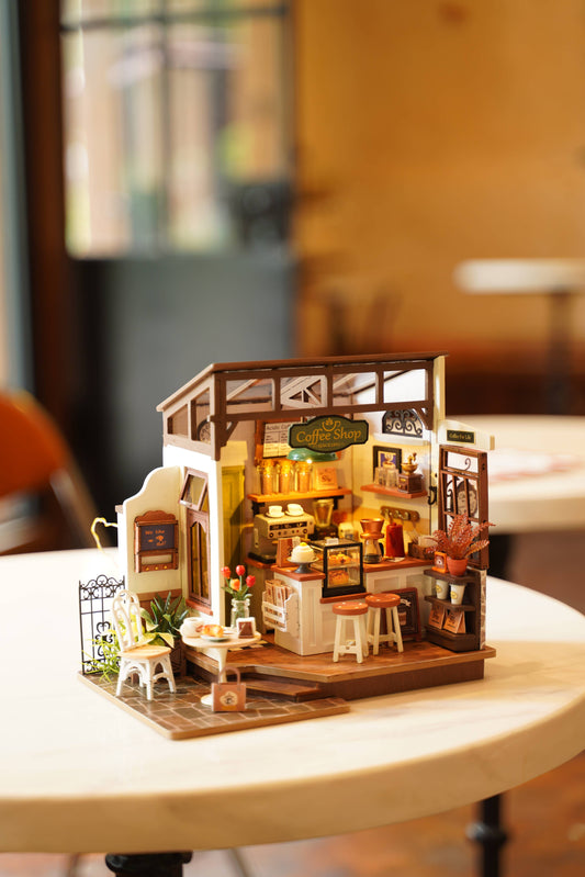 No.17 Café Miniature House