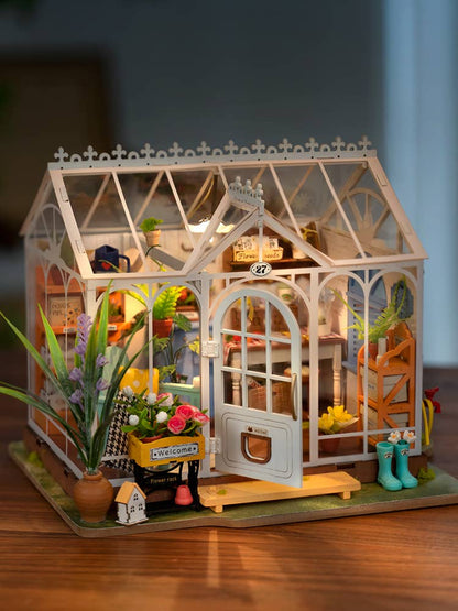 Dreamy Garden House Minature Kit
