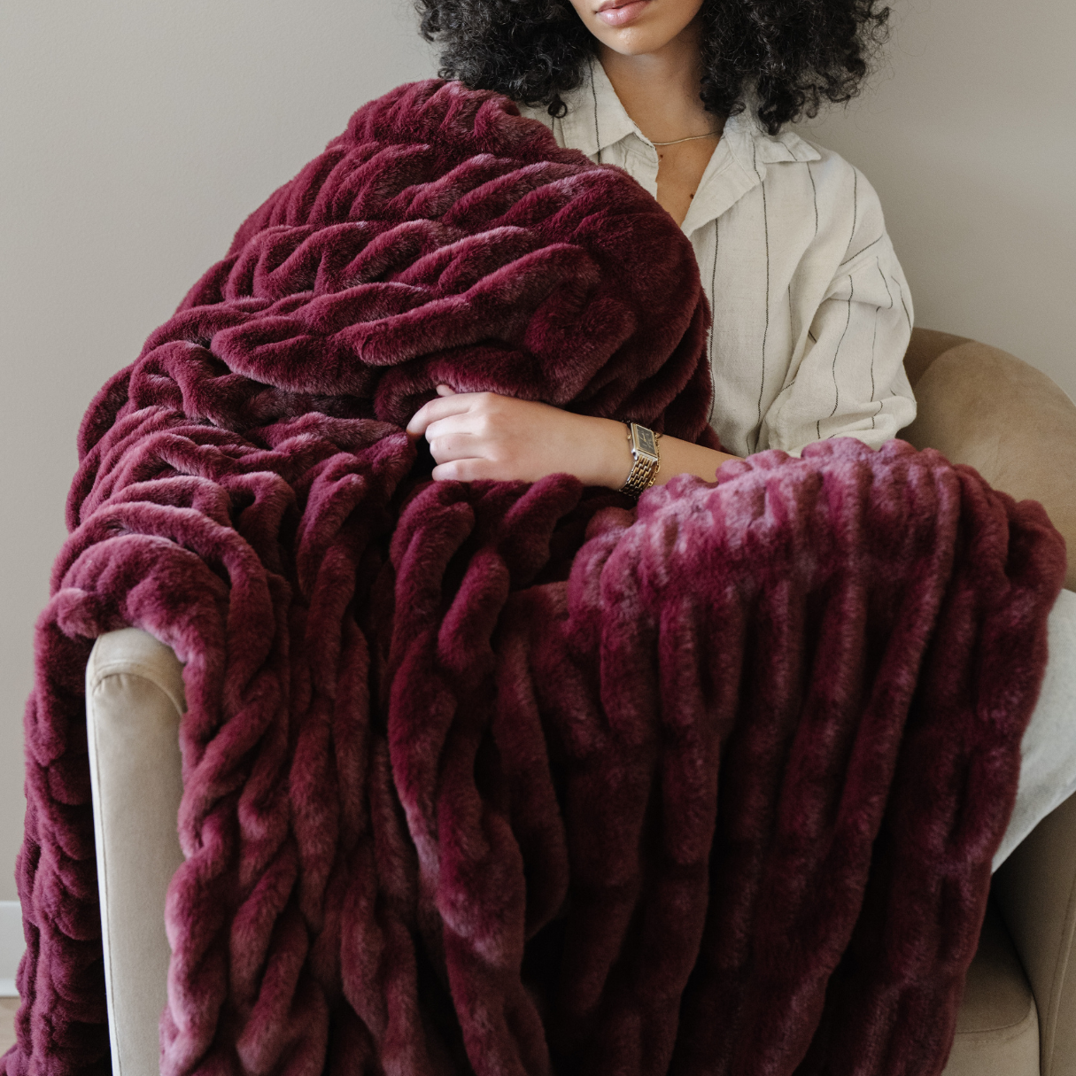 Chocolate Blend Double Ruched XL Faux Fir Throw Blanket