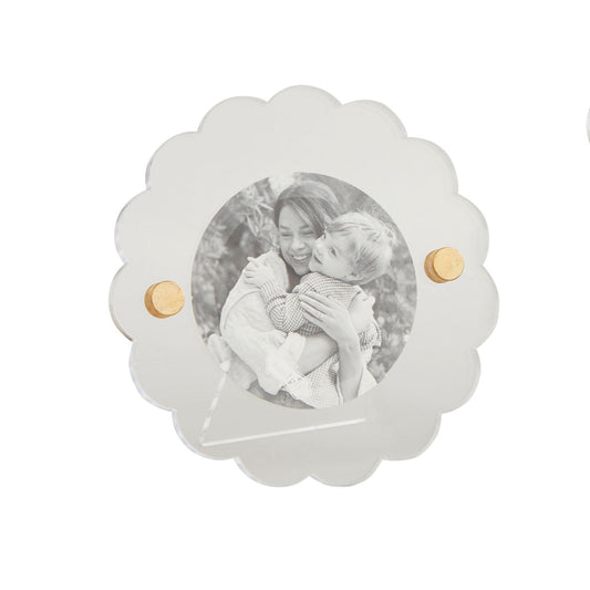 Round Scallop Acrylic Frame