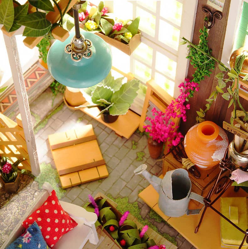 Miller's Garden Miniature Kit