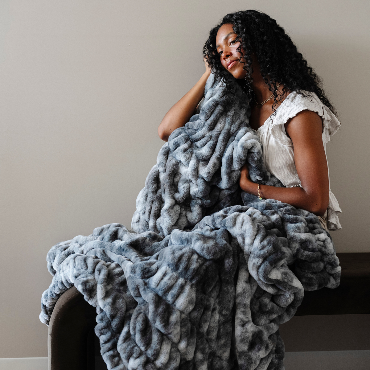 Flax Double Ruched Faux Fur Throw Blanket