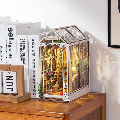 Garden House Book Nook Kit
