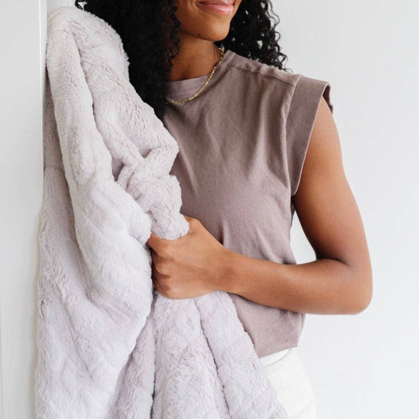 Dusty Mauve Patterned XL Faux Fur Throw Blanket