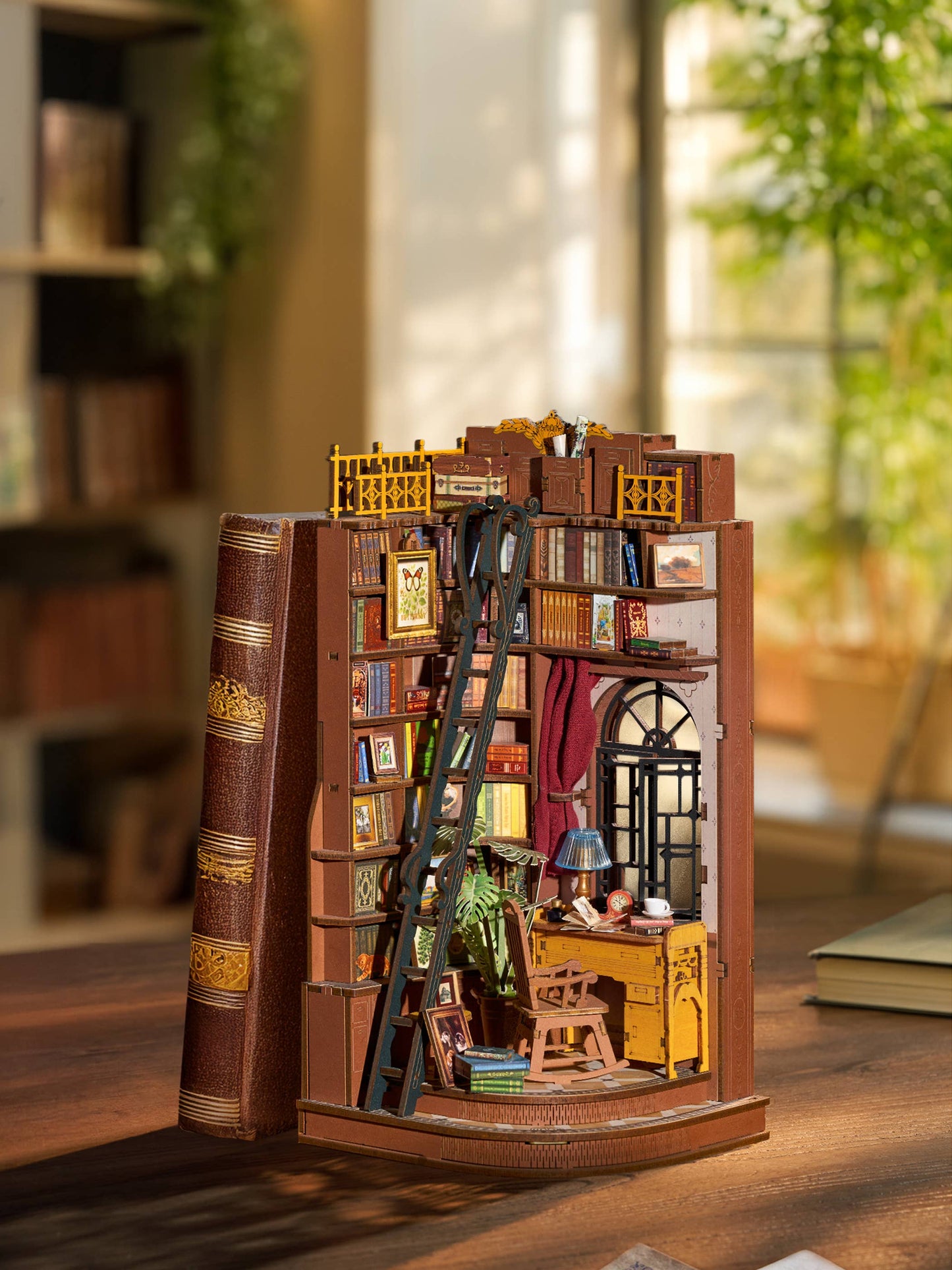Silent Corner Study Book Nook Shelf Insert