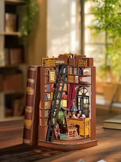 Silent Corner Study Book Nook Shelf Insert