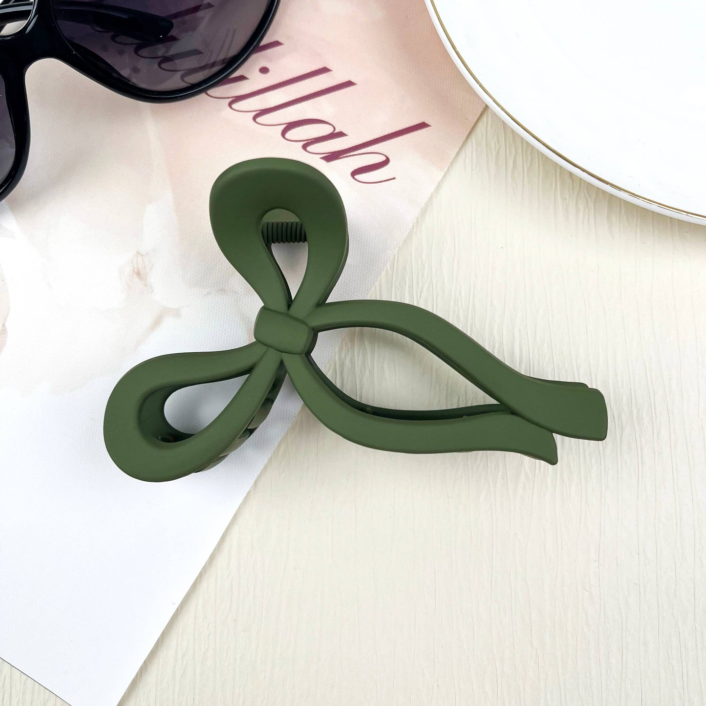 Large Bow Hair Clip