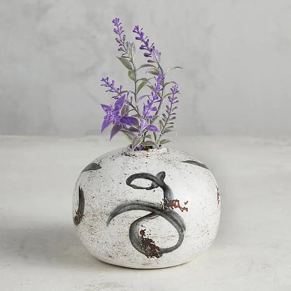 BW Terracotta Vase