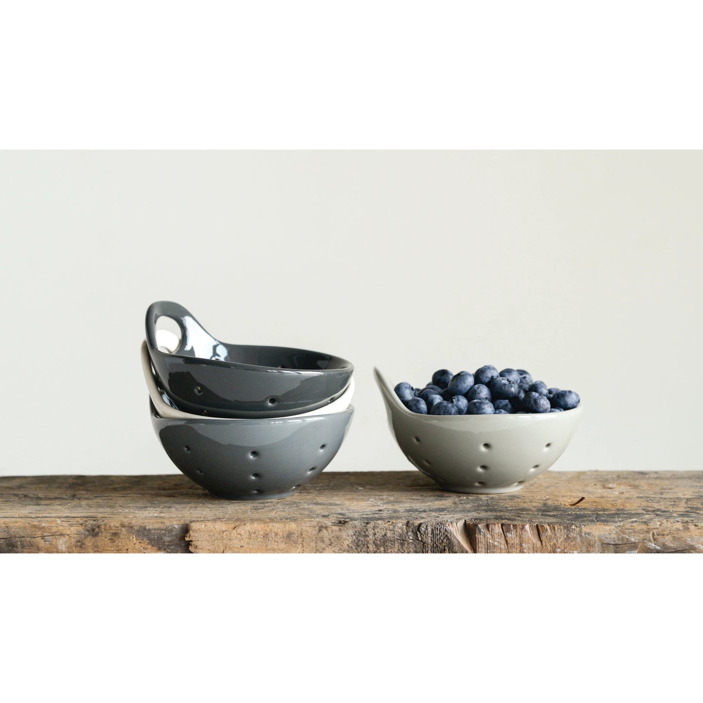 Stoneware Berry Bowls