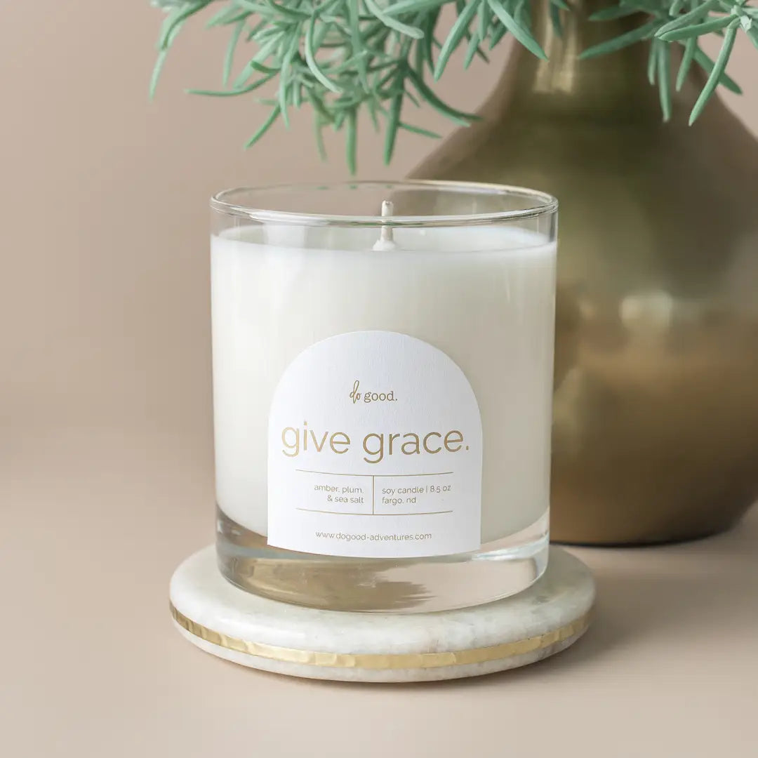 Give Grace. (Sweet & Spicy Soy Candle)