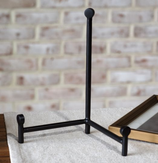 Black Easel