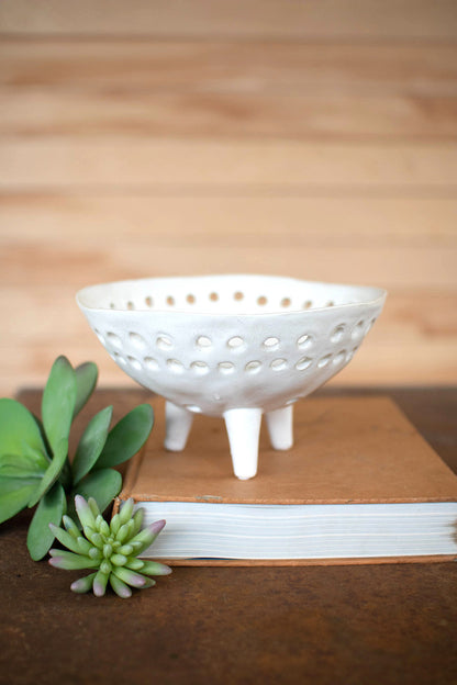 Cream Footed Berry Bowl