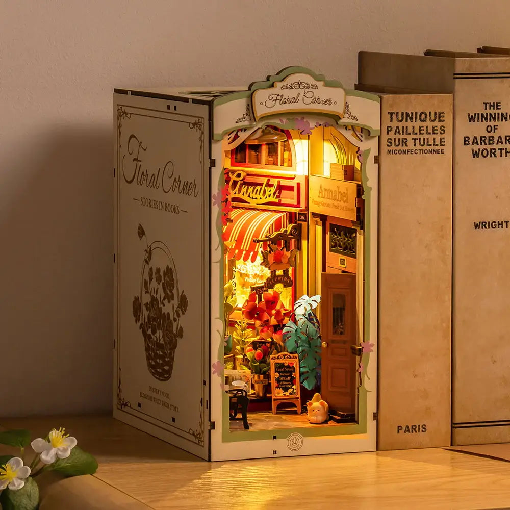 Floral Corner Book Nook Shelf Insert Kit