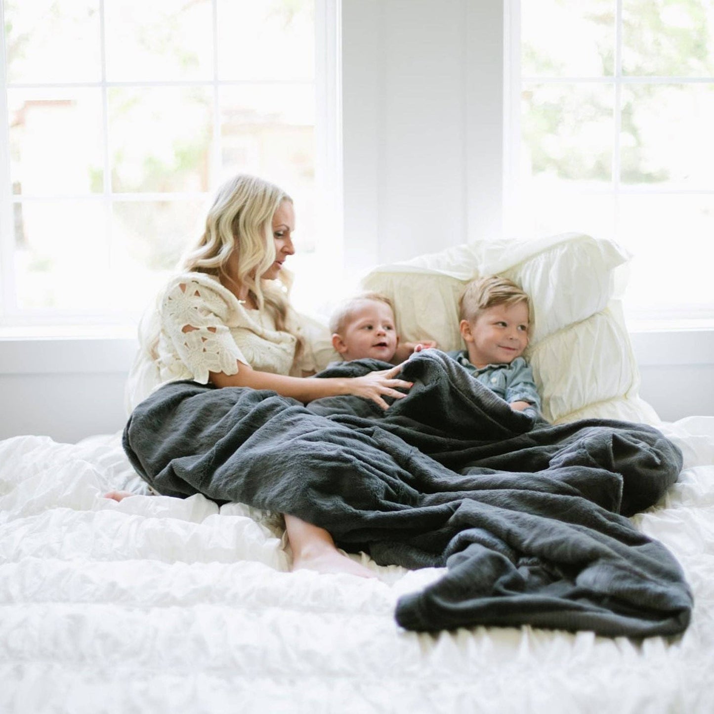 Feather XL Lush Blanket