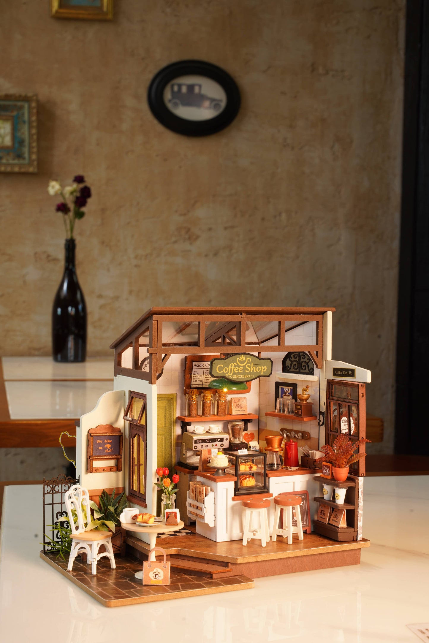 No.17 Café Miniature House