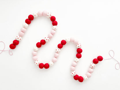 Red & Pink Felt Ball Garland