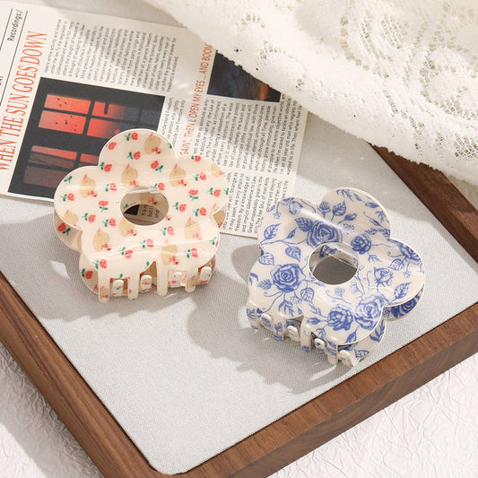 Ditsy Floral Flower-Shaped Hair Claw