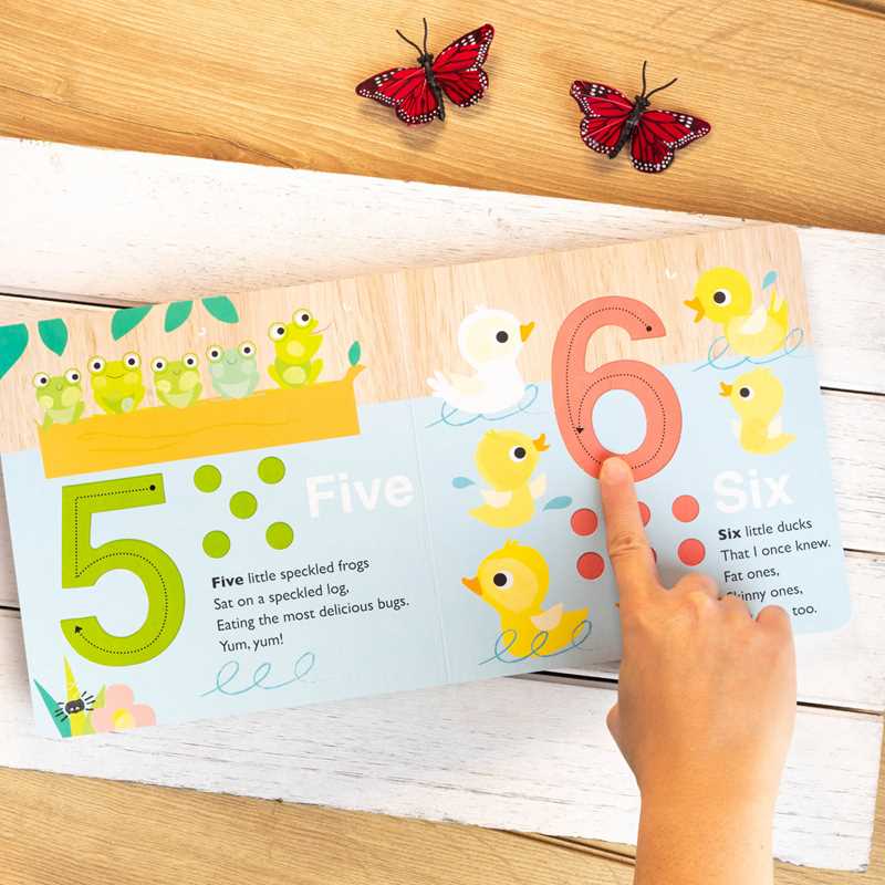 1, 2, 3 Count with Me Touch and Trace Board Book