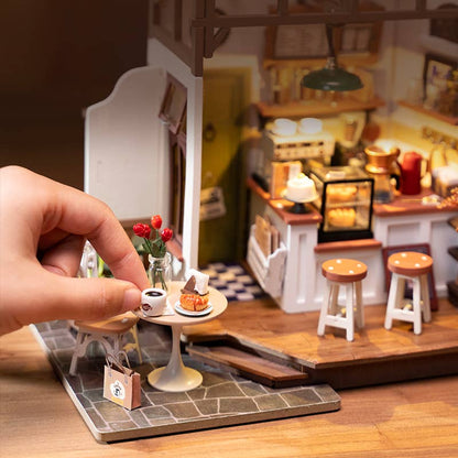 No.17 Café Miniature House