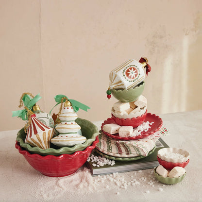 Scalloped Edge Stoneware Plate