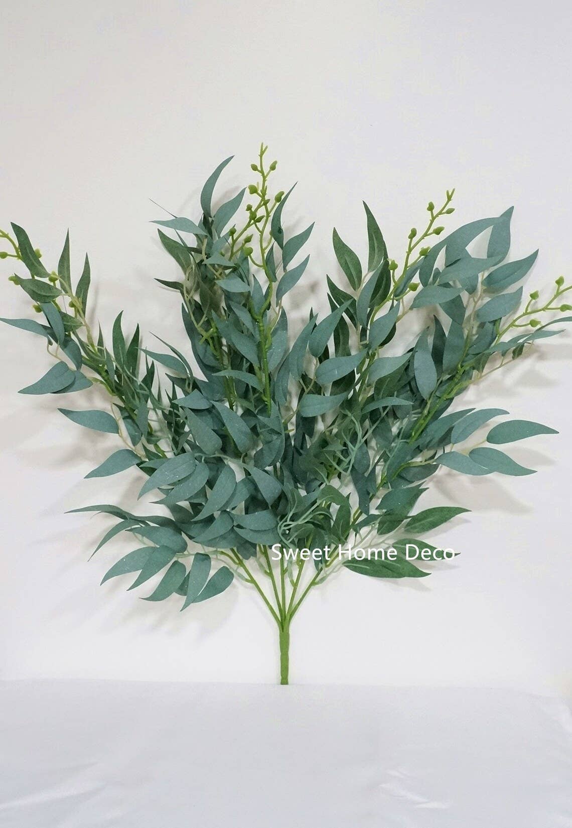 20'' Silk Dusty Green Eucalyptus Leaves Bush